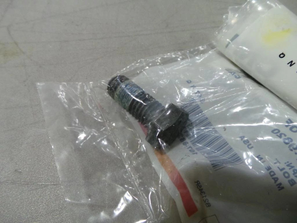 107-9820 - OEM LOCK BOLT - CASE CONSTRUCTION