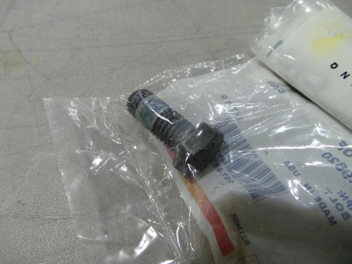 107-9820 - OEM LOCK BOLT - CASE CONSTRUCTION