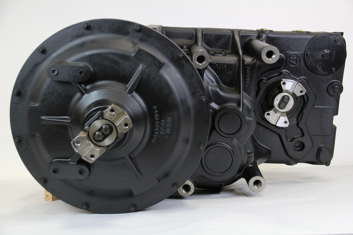 11LH-01100 - OEM TRANSMISSION - CASE CONSTRUCTION