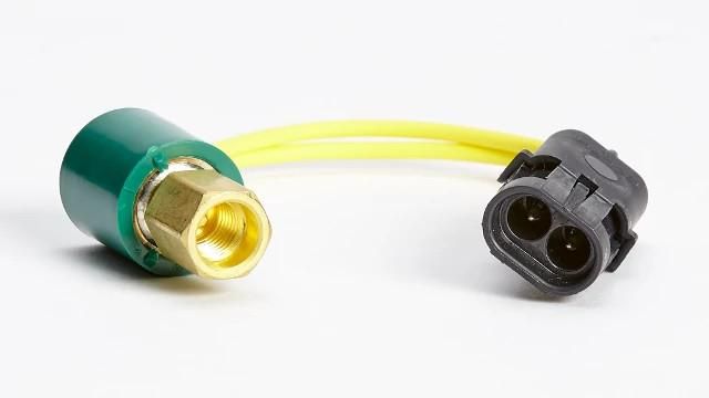 122579A1 - OEM SWITCH A/C LOW PRES - CASE CONSTRUCTION