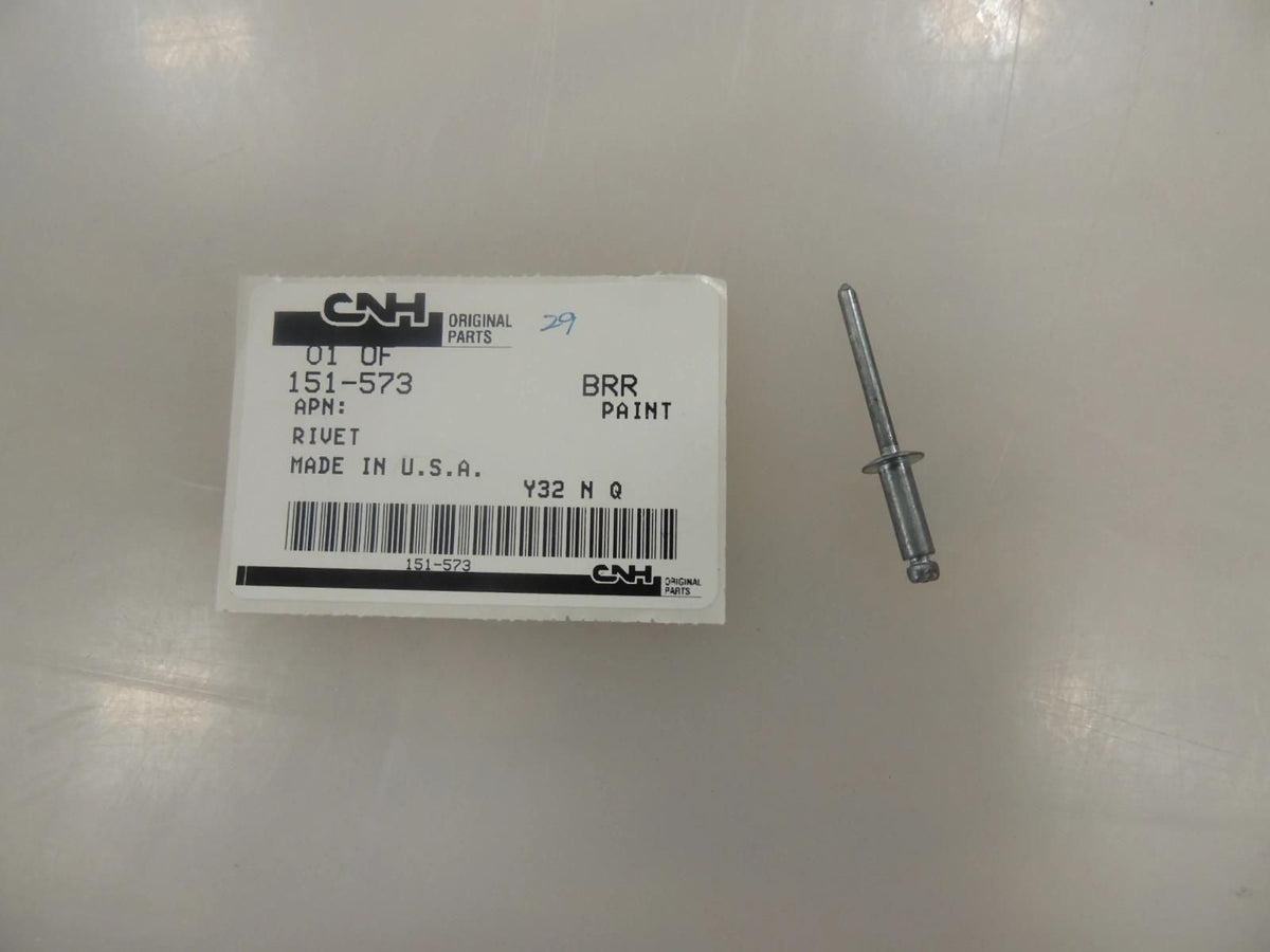 151-573 - OEM RIVET 187 X .575 - CASE CONSTRUCTION