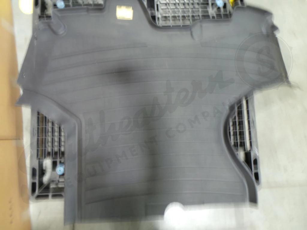 390551A2 - OEM MAT FLOOR - CASE CONSTRUCTION