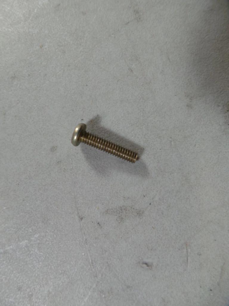470-10812 - OEM SCREW - CASE CONSTRUCTION