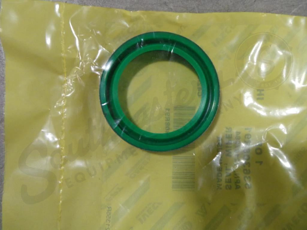 536308R91 - OEM WIPER SEAL - CASE CONSTRUCTION