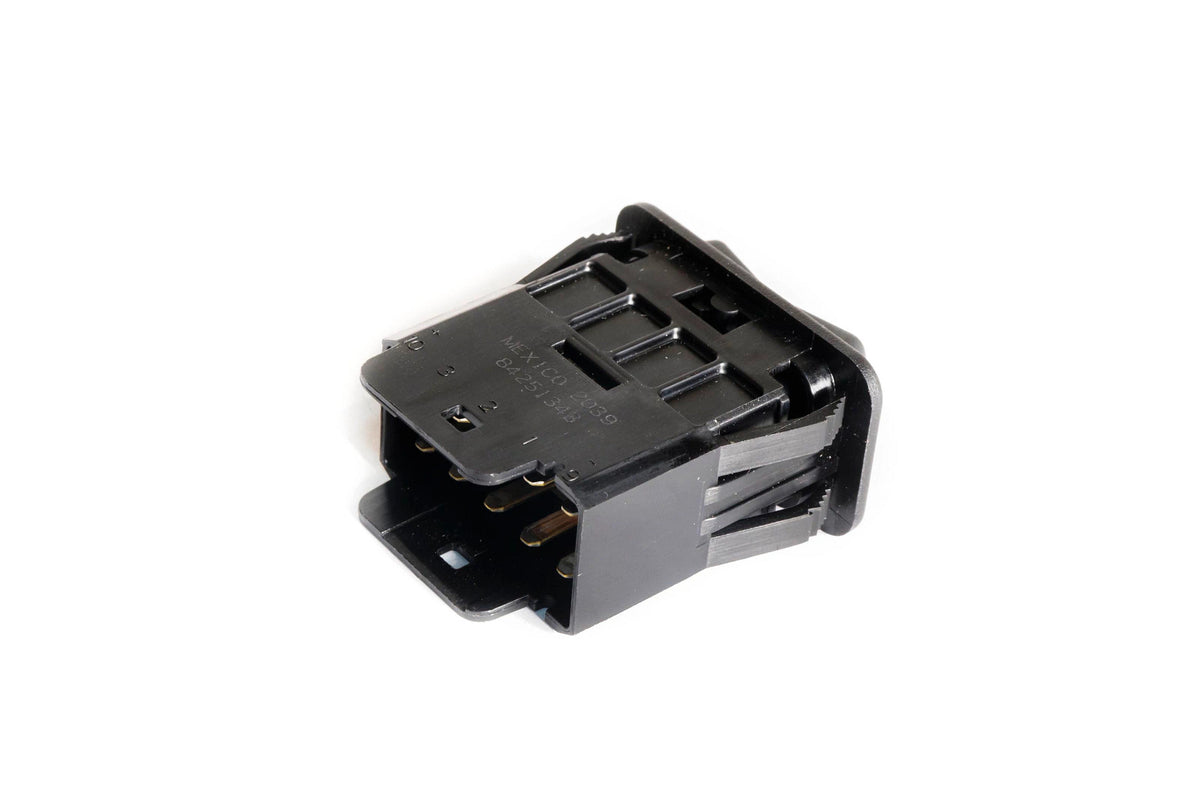84251343 - OEM ROCKER SWITCH DRIVE PATTERN - CASE CONSTRUCTION