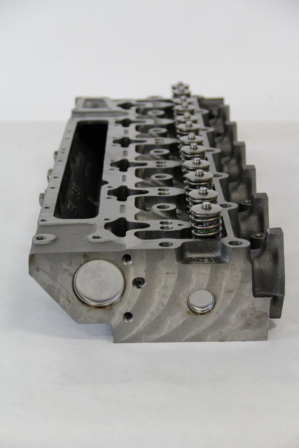 84262945R - OEM REMANUFACTURED CYLINDER HEAD - CASE CONSTRUCTION