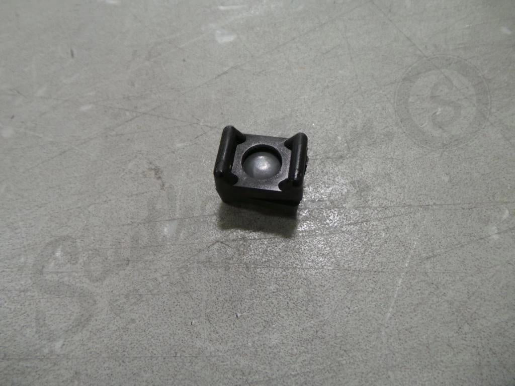 86982400 - OEM SPACER - CASE CONSTRUCTION