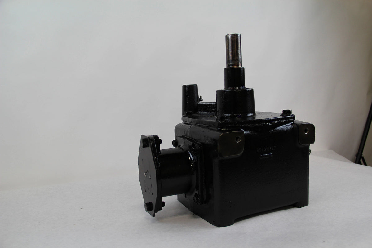 87582682R - OEM REMANUFACTURED GEARBOX - CASE CONSTRUCTION
