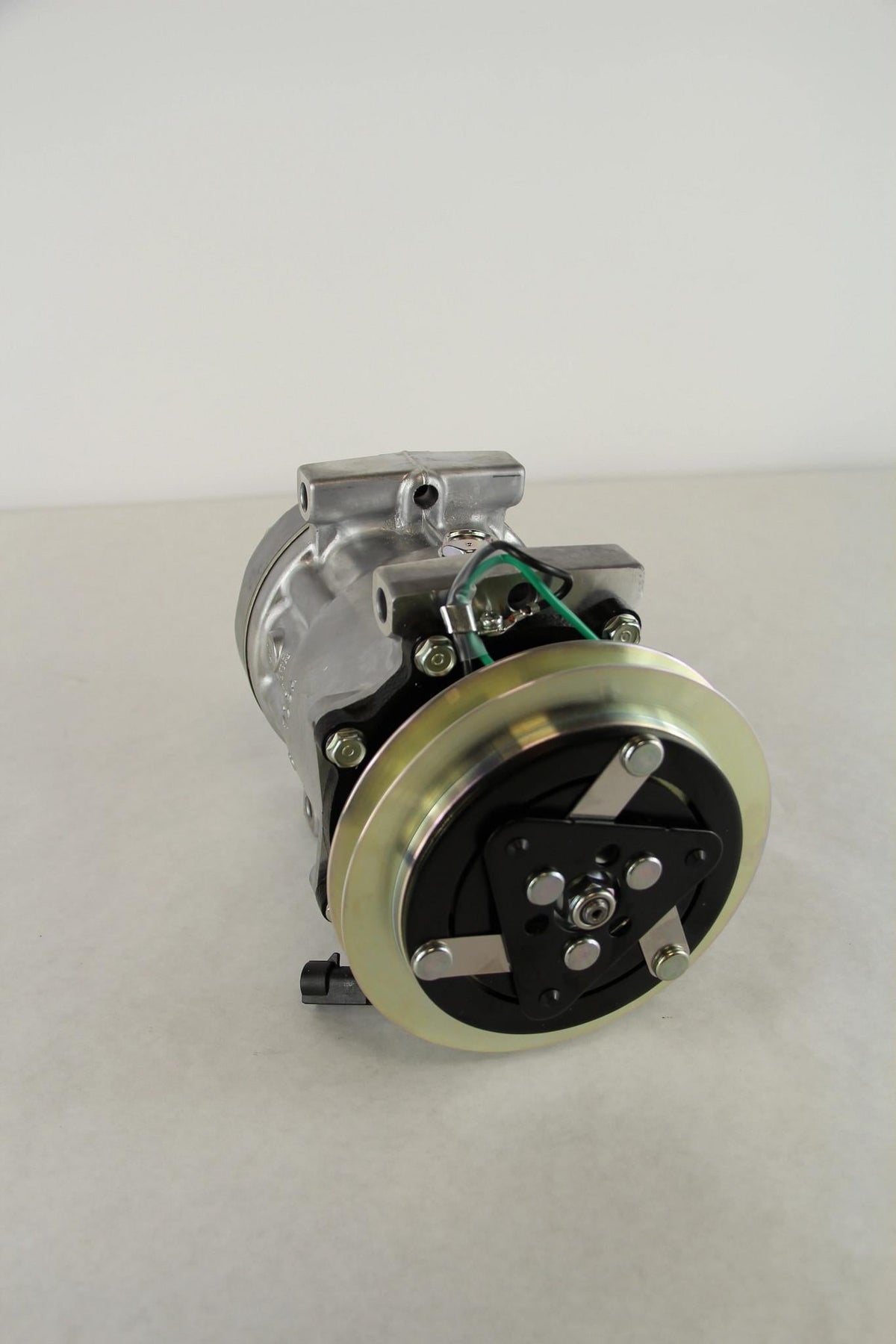 87634118R - OEM REMANUFACTURED COMPRESSOR - CASE CONSTRUCTION