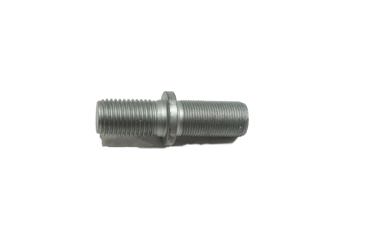 E135795 - OEM STUD - CASE CONSTRUCTION