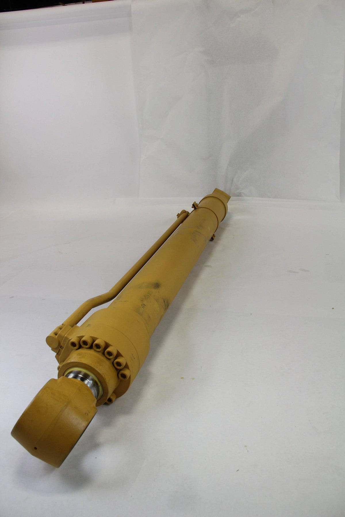 KBV13590R - OEM REMANUFACTURED HYDRAULIC CYLINDER - CASE CONSTRUCTION