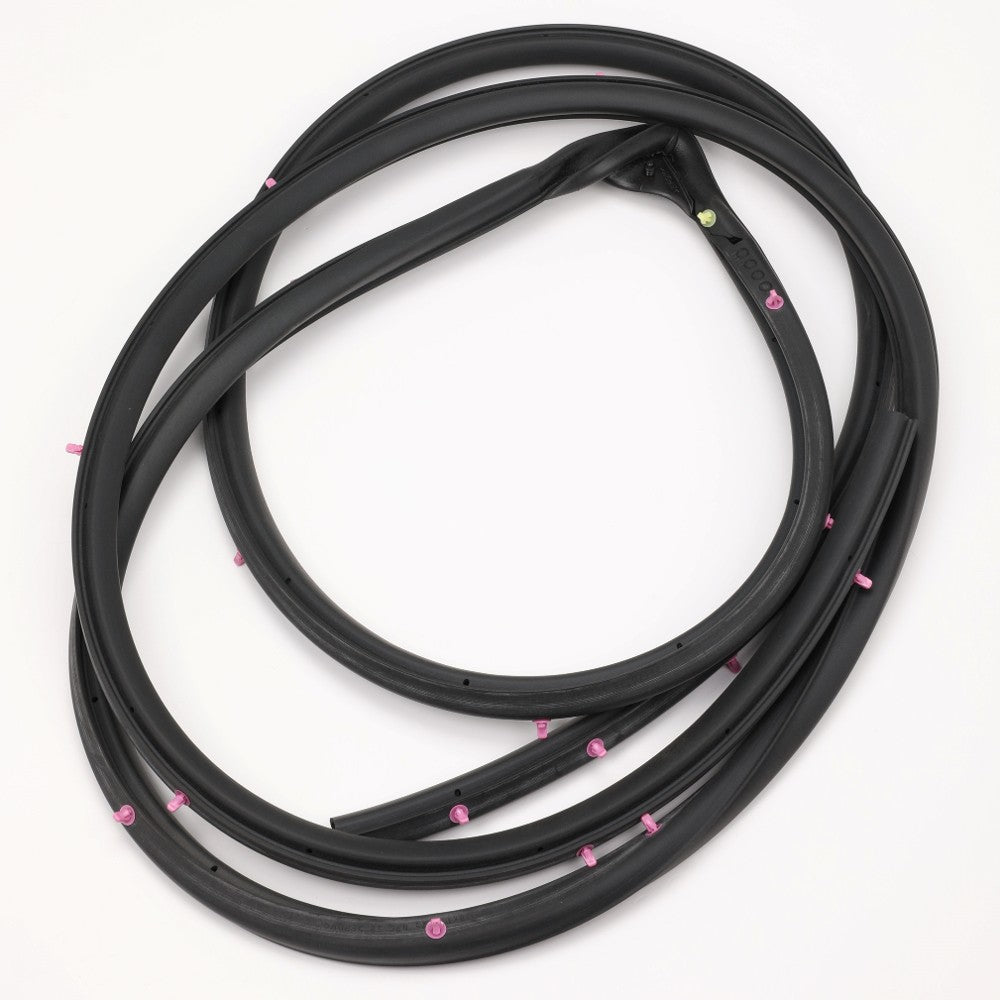 LQ51C00003S014 - OEM WEATHER STRIP - KOBELCO