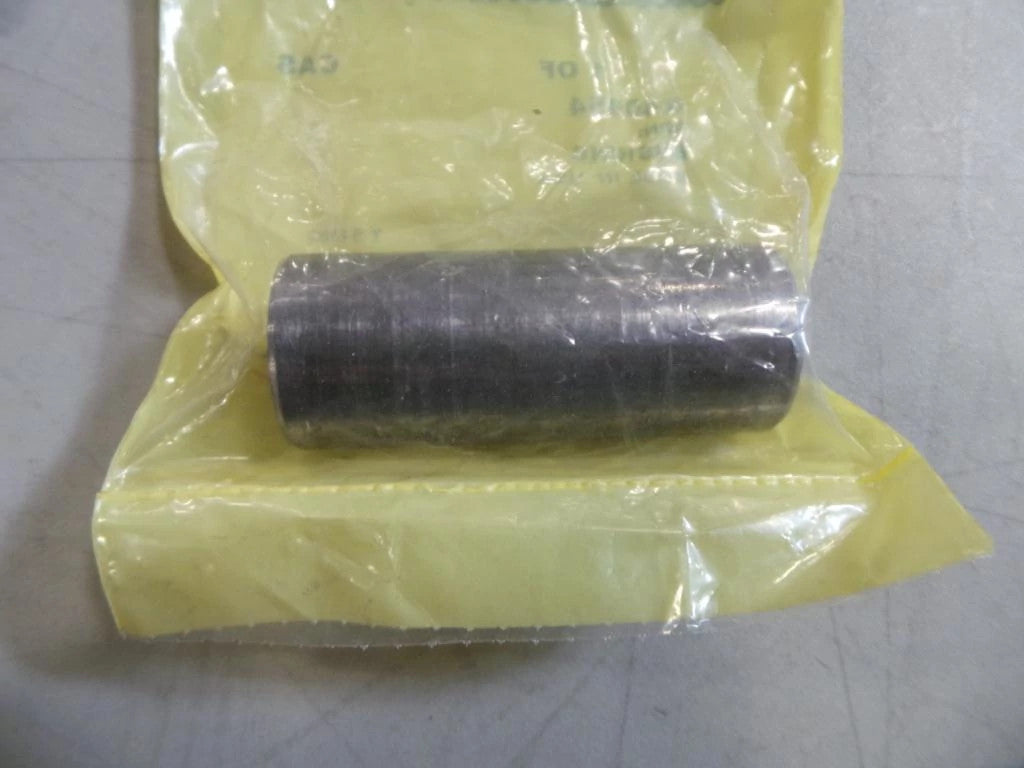 R40954 - OEM BUSHING - CASE CONSTRUCTION