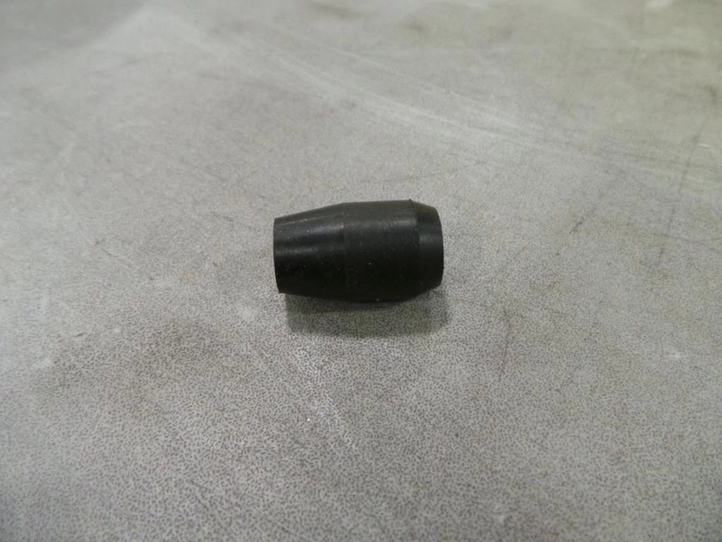 R54334 - OEM PLUG - CASE CONSTRUCTION