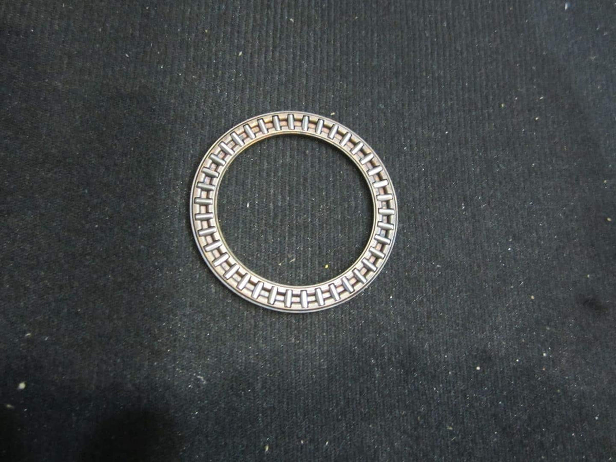 735320868 - OEM NEEDLE CAGE - JLG