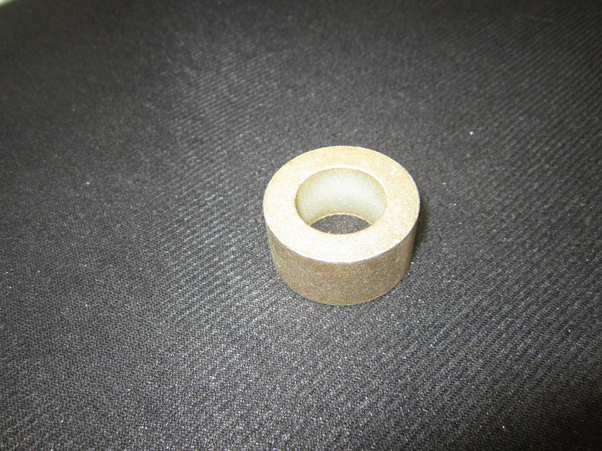 962208 - OEM SPACER BUSHING - JLG