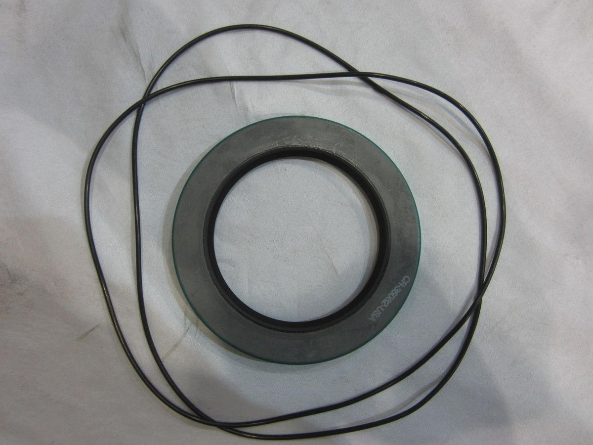 2900796 - OEM KIT 52A HUB SEAL - JLG