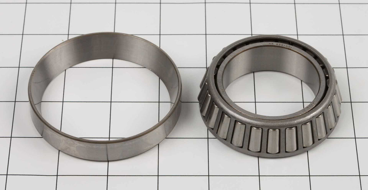 7022587 - OEM FRONT BEARING - JLG