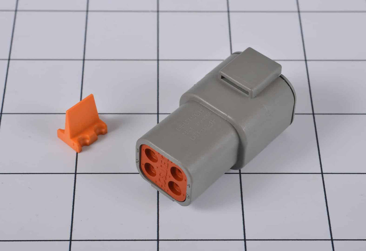 GN60526GT - OEM 10-14 GA GN-LOCK RECEP. 4 WAY - JLG