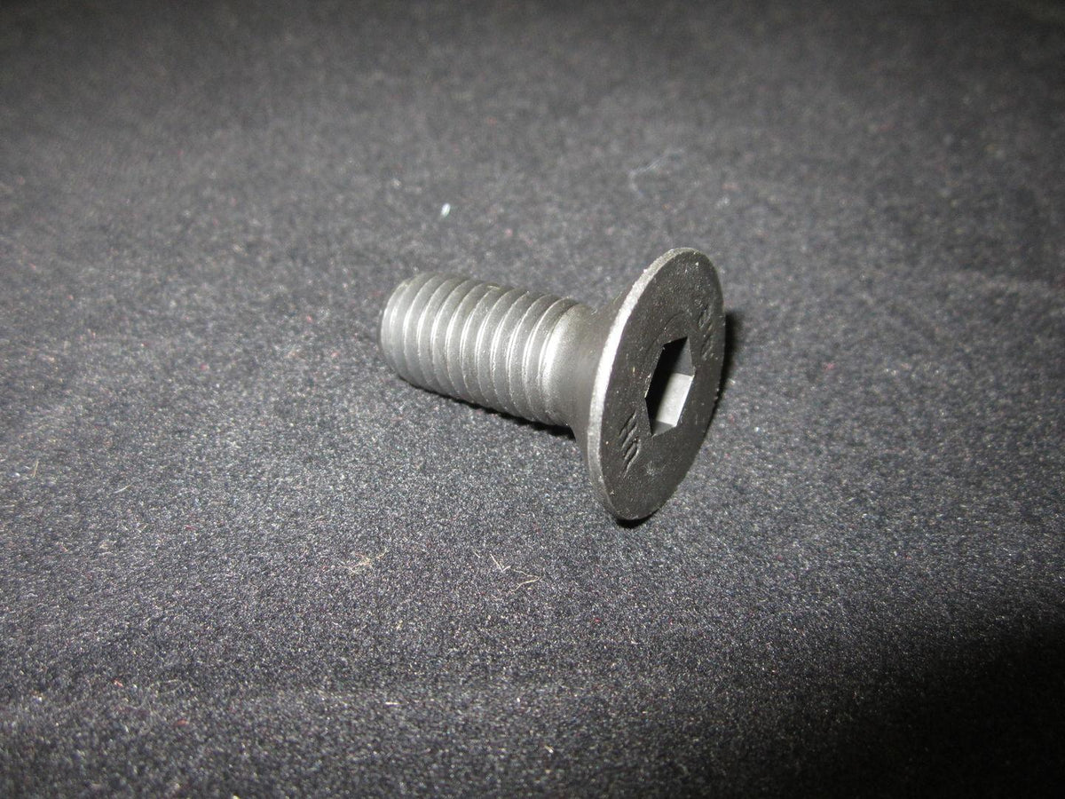 GN7-229-681GT - OEM GN-COUNTERSUNK BOLT - JLG
