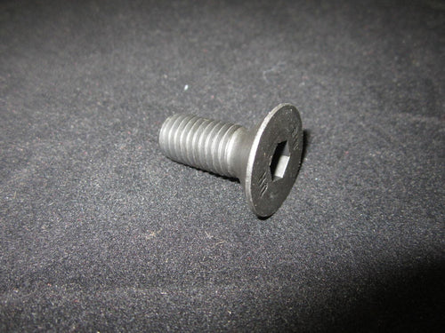 GN7-229-681GT - OEM GN-COUNTERSUNK BOLT - JLG