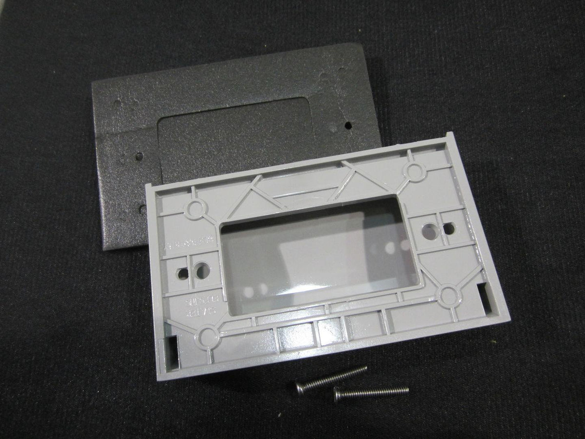 GN74006GT - OEM RECEPTACLE BOX COVER - JLG