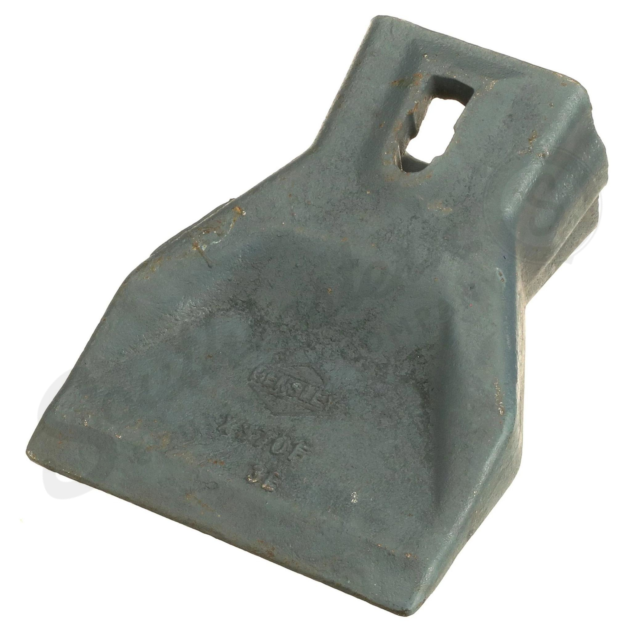 Bucket Tooth
