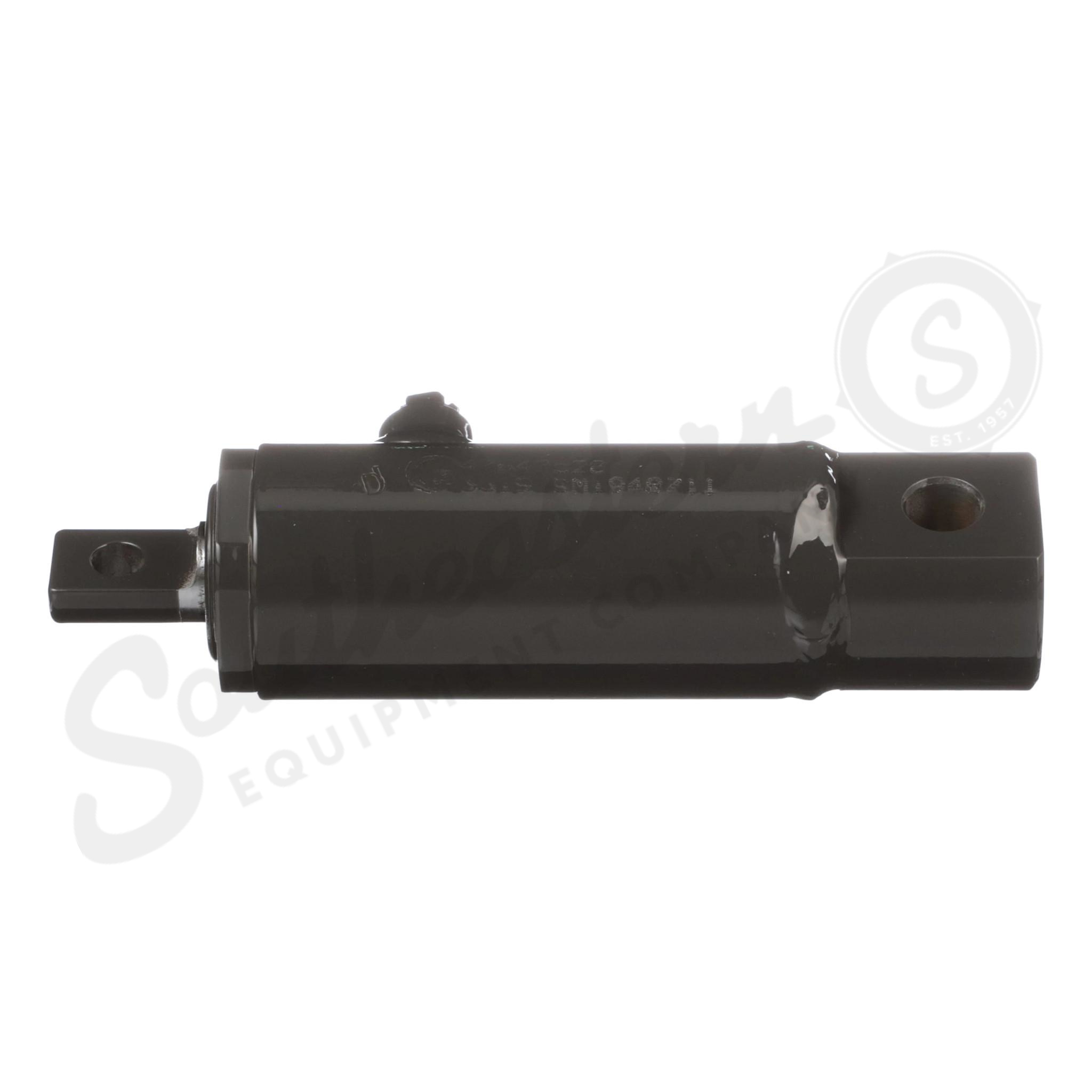 Hydraulic Cylinder Coupler – 38.1 x 48 – Gray