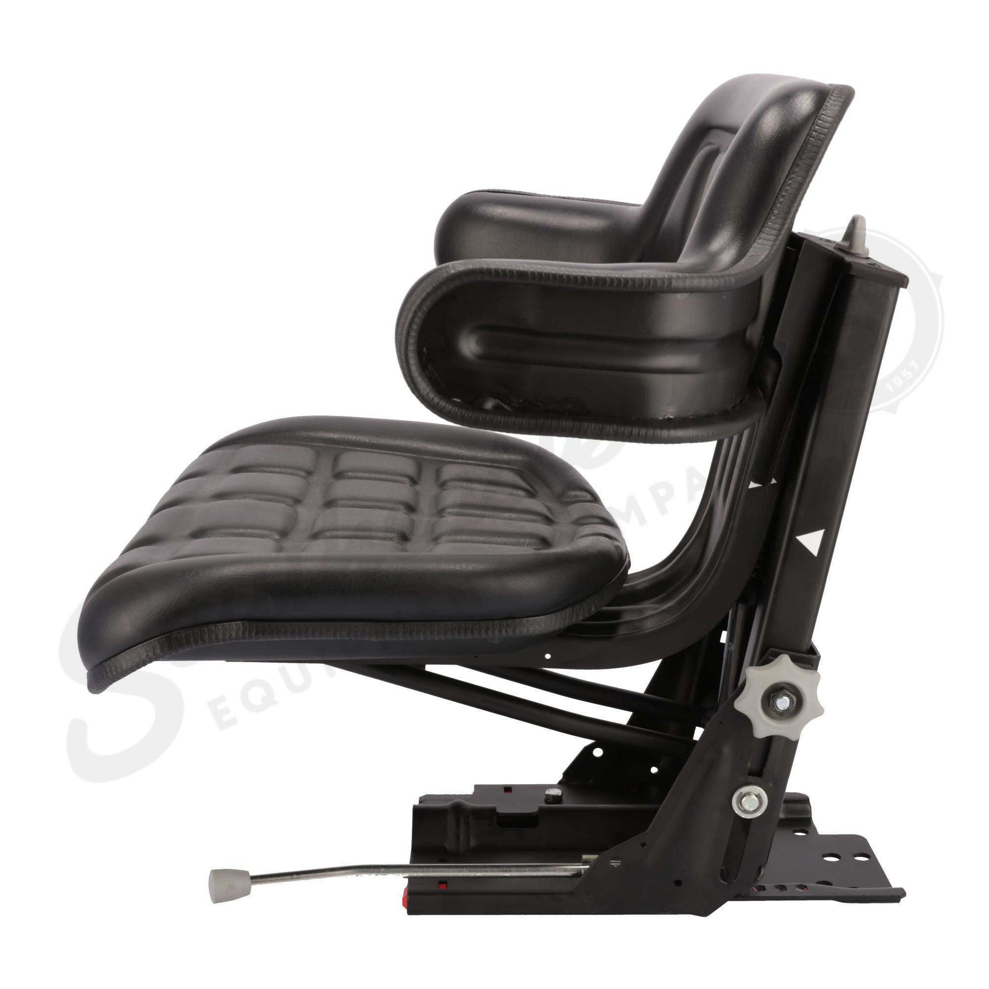 Operator seat – 515 mm H x 1090 mm W x 545 mm D